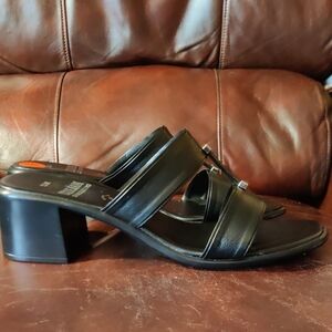 NEW Italian Shoemaker Elegant Black Women's Heeled Sandals Size 11